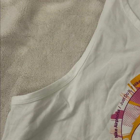 Nike White Tank Top with Graphic Print XXL - Picture 4 of 6